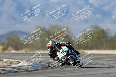 media/Dec-07-2025-CVMA (Sun) [[3e7d2de5dc]]/Race 12- Formula 40 MW and LW/